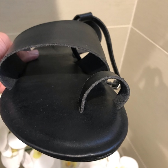 Universal Thread Target Black Toe Wrap Sandal - Picture 6 of 10